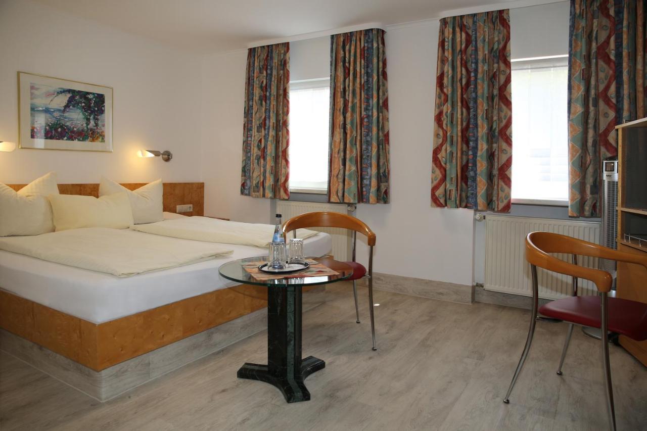 Hotel Zum Weissen Roessel Βάλντορφ Εξωτερικό φωτογραφία