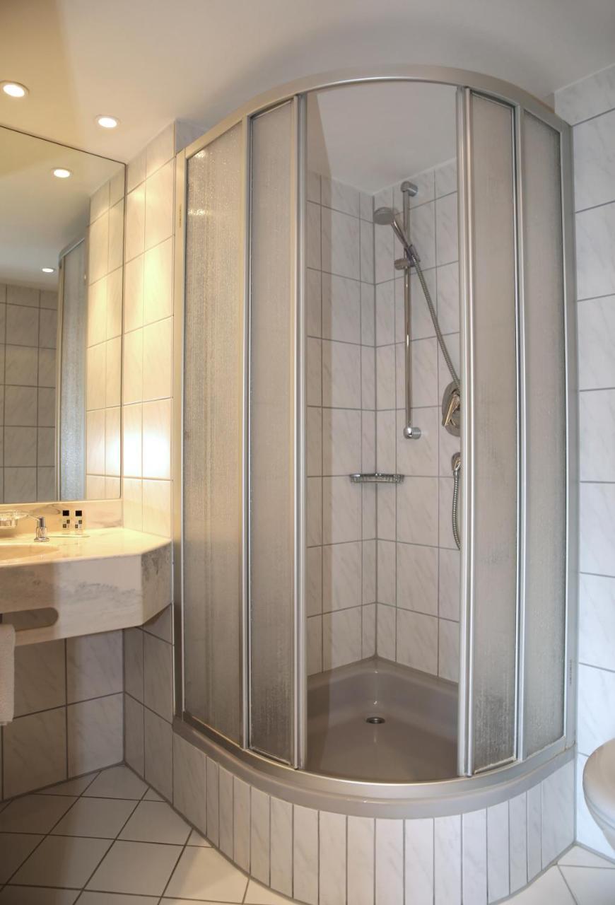Hotel Zum Weissen Roessel Βάλντορφ Εξωτερικό φωτογραφία