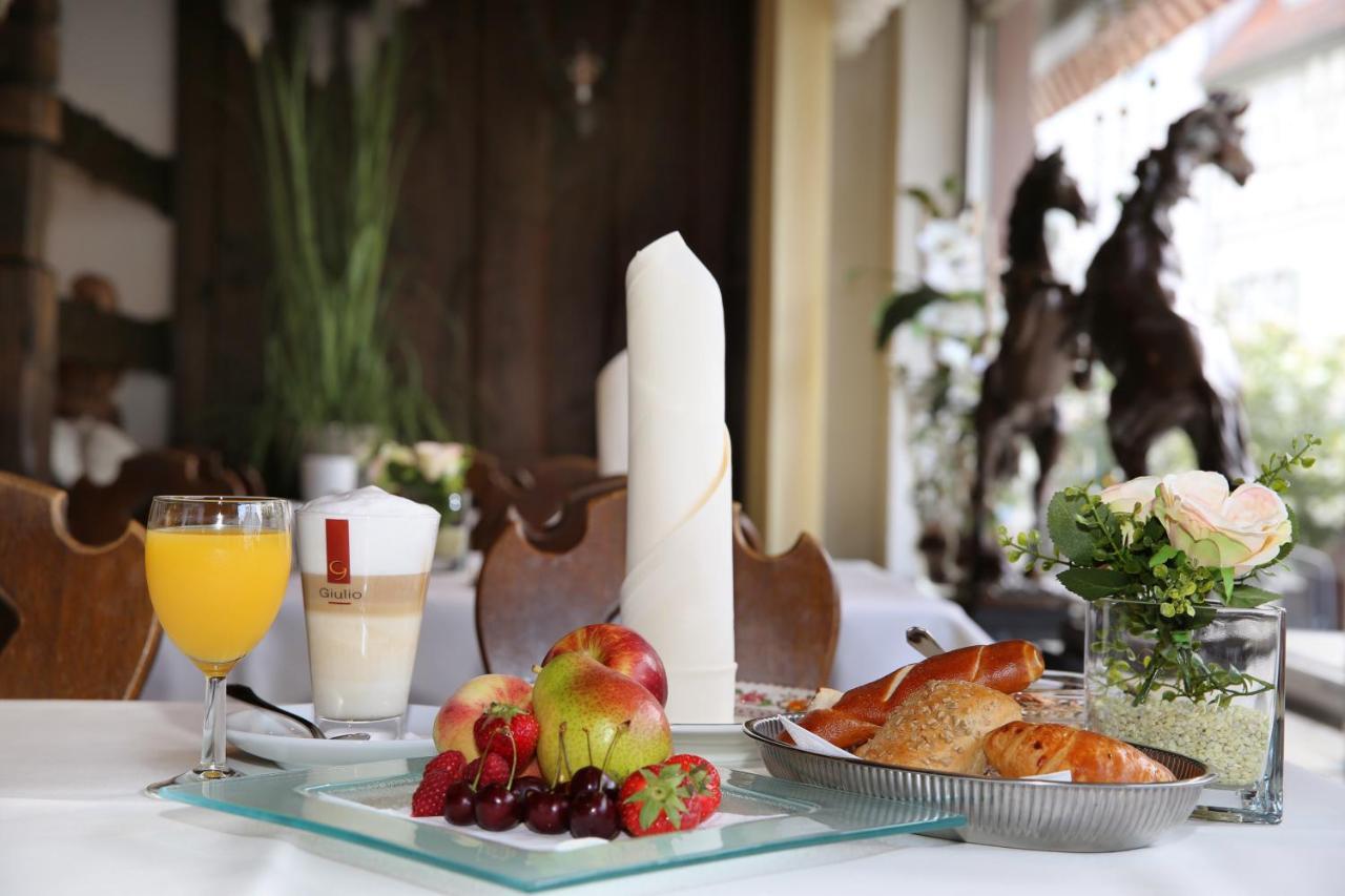 Hotel Zum Weissen Roessel Βάλντορφ Εξωτερικό φωτογραφία